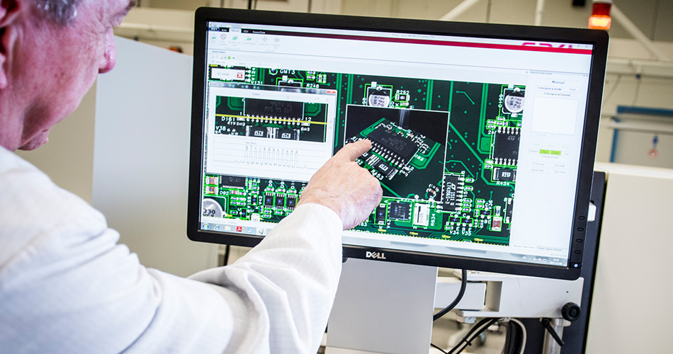 Ingeniørteamsamarbejde og projektledelse i PCBA-behandling