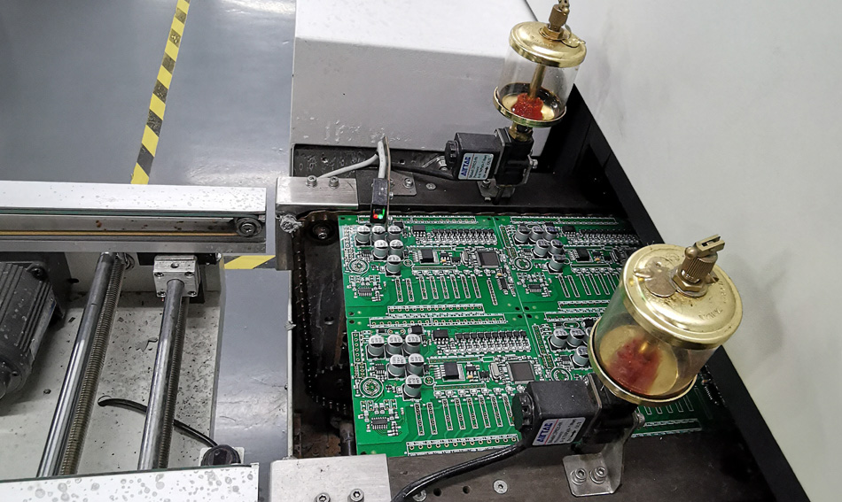 Hvordan påvirker PCBA fabriksaffaldshåndtering og genbrugsforanstaltninger overholdelse?