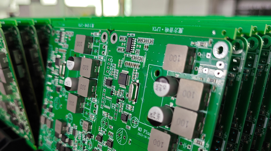 Hurtigt svar: Hvordan kan eftersalgsservice på PCBA-fabrikker sikre kundetilfredshed?