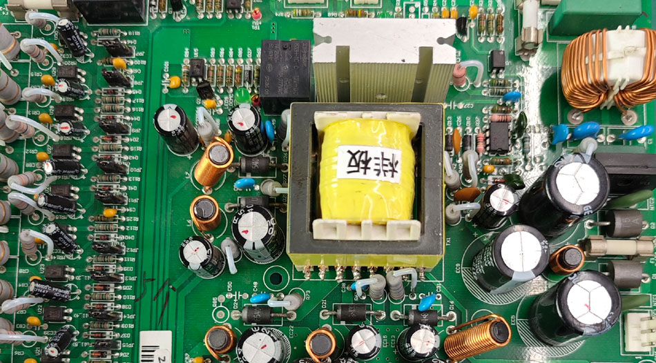 Hvordan kan innovative teknologier på PCBA-fabrikker reducere projektrisici?