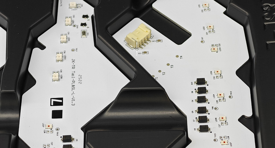 Diskussion af omkostningskontrol og langsigtede partnerskabsstrategier for PCBA-fabrikker